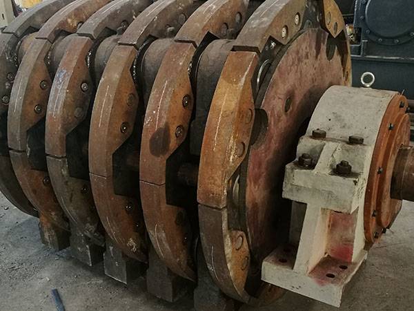 江西全自動(dòng)重錘破碎機(jī)械設(shè)備