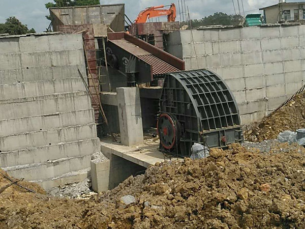 陜西中型移動(dòng)破碎機(jī)品牌