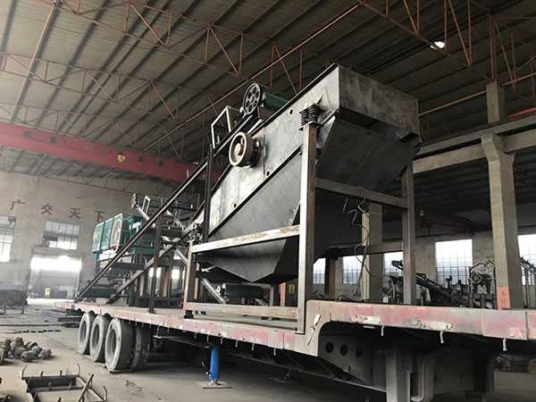 黑龍江車載式重錘破碎機(jī)圖片