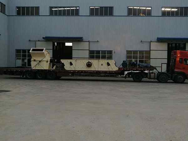 上海斗式移動破碎機設(shè)計案例