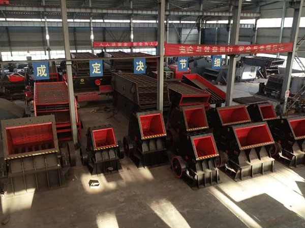 新疆歐洲移動(dòng)破碎機(jī)牌子