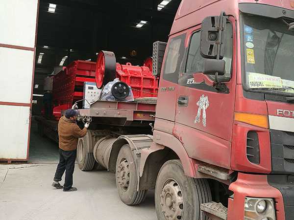 寧夏石頭移動破碎機(jī)安裝