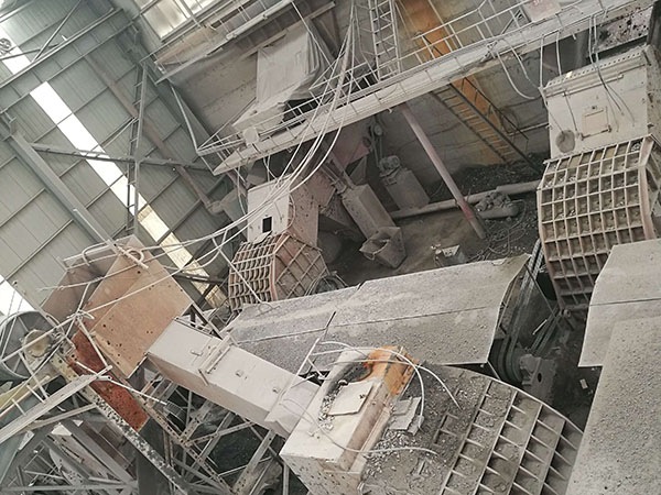 甘肅二手移動破碎機機械設備