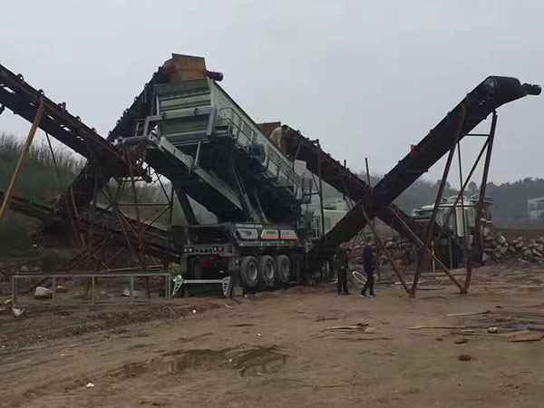 四川國(guó)產(chǎn)重錘破碎機(jī)種類