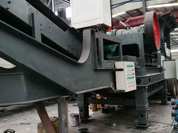 江西履帶式重錘破碎機(jī)移動(dòng)式破碎站