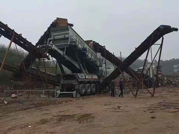 新疆山東移動(dòng)破碎機(jī)價(jià)錢