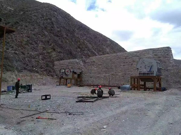 廣東綜合移動破碎機設(shè)計