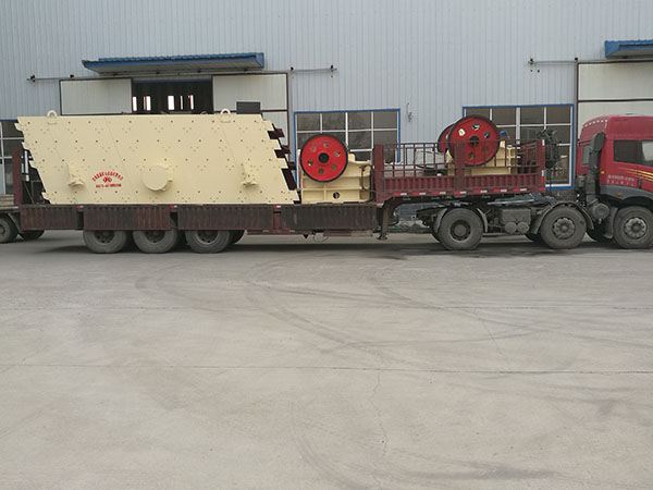 山東斗式重錘破碎機(jī)大概多少錢