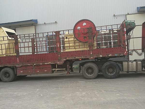 湖北半重錘破碎機(jī)多少錢一臺(tái)