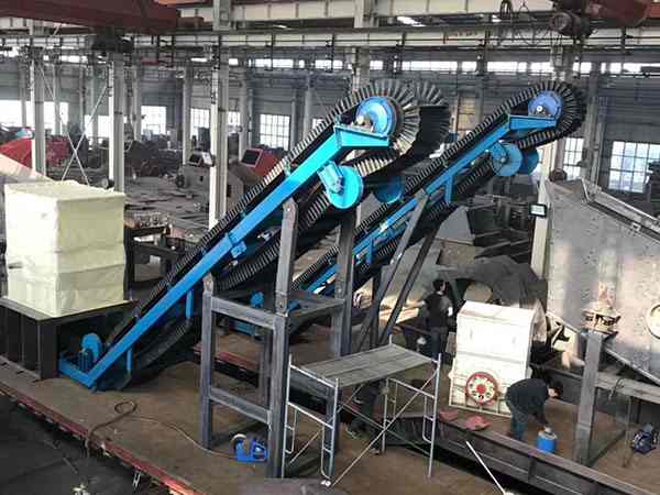 西藏履帶式重錘破碎機機械設備