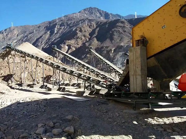 浙江輪胎式移動(dòng)破碎機(jī)視頻