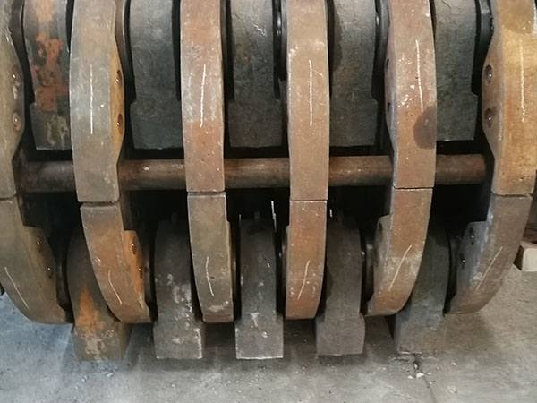 吉林輪胎式移動(dòng)破碎機(jī)大概多少錢